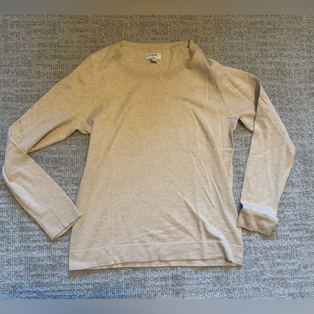 New without tags J Crew Teddie Sweater M